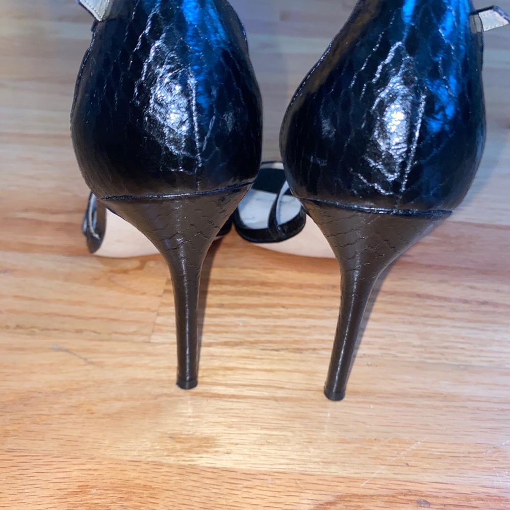 Ivanka Trump sandals - Picture 4 of 4